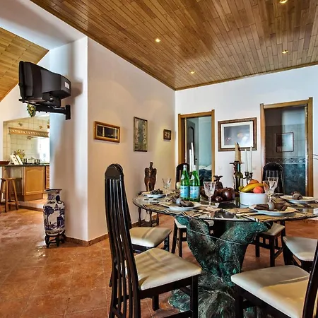 Villa Melanie D'Oura By Villa Plus 别墅